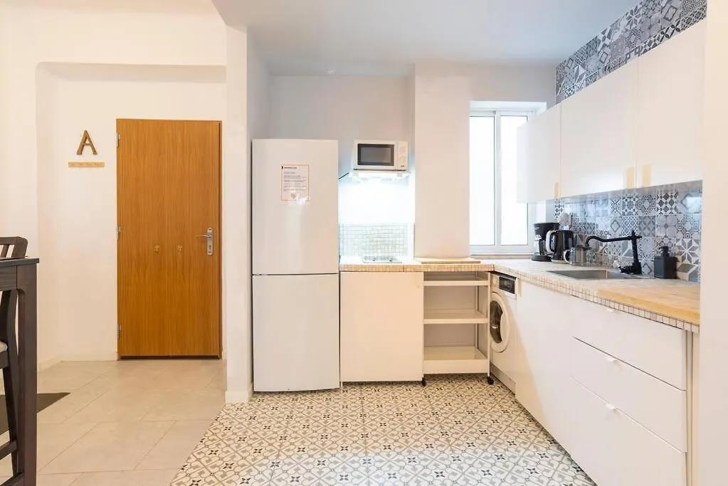 Apartment 3 Bedroom Flat In Historic Centre Malaga Spain