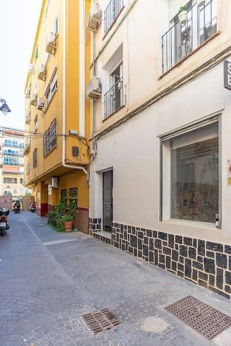 3 Bedroom Flat In Historic Centre مالقة